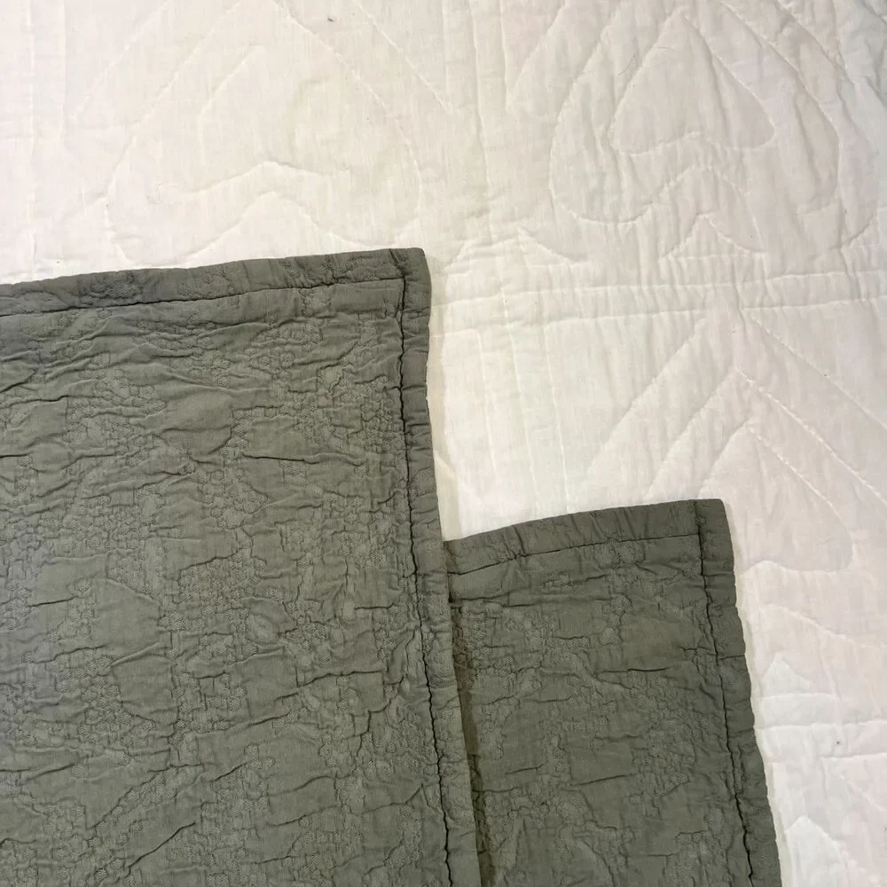 Restoration Hardware (2) King Pillow Shams Green Textured Cotton Zip Closure EUC